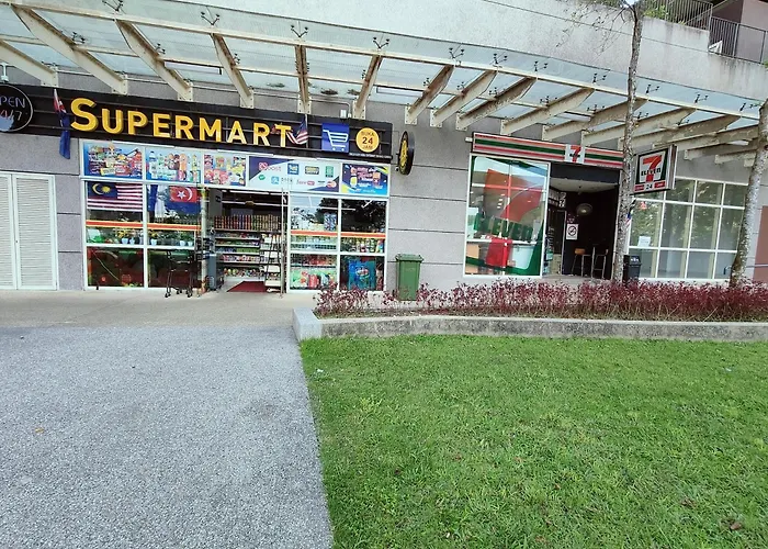 Zuncy T21,T23 , Walk To Legoland, Medini, Bukit Indah