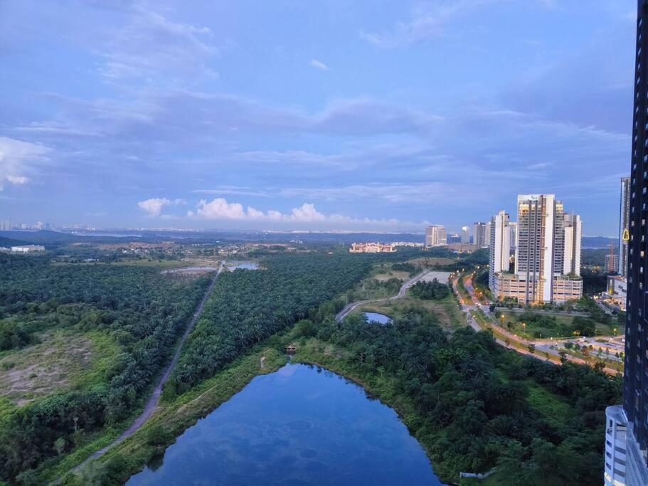 Zuncy T21,t23 , Walk To Legoland, Medini, Bukit Indah Nusajaya (Iskandar Puteri)
