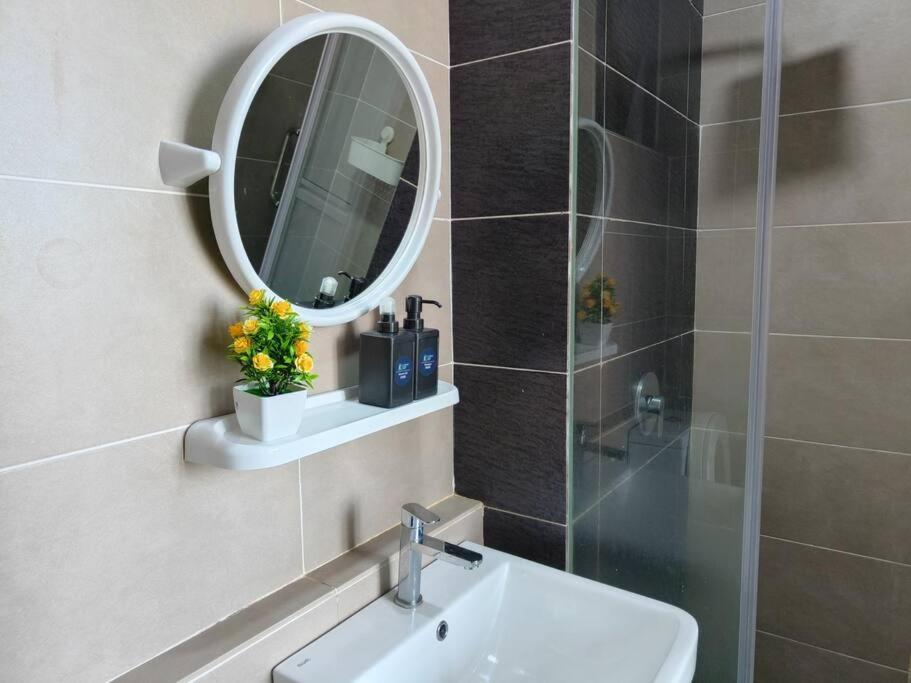 Zuncy T21,t23 , Walk To Legoland, Medini, Bukit Indah Apartment